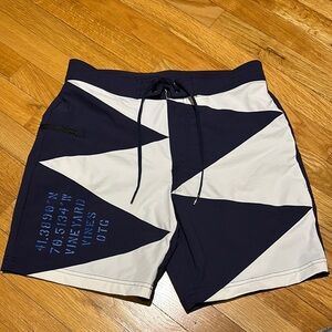 Vineyard Vines Men's Swim Performance Shorts